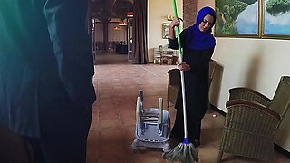 ARABS EXPOSED - Poor Janitor Gets Extra Money From Boss In Exchange For Sex