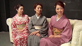 美熟女ダラケの乱交パーティー1